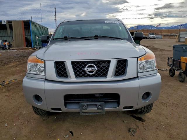 Nissan Titan Xe Image 10
