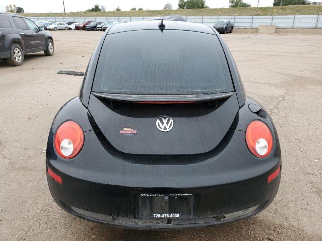 Volkswagen Beetle Image 2