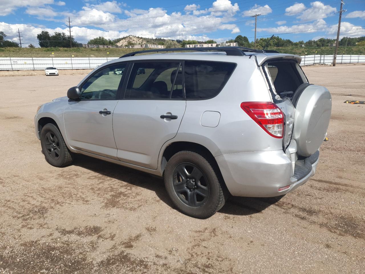 Toyota RAV4 Image 13