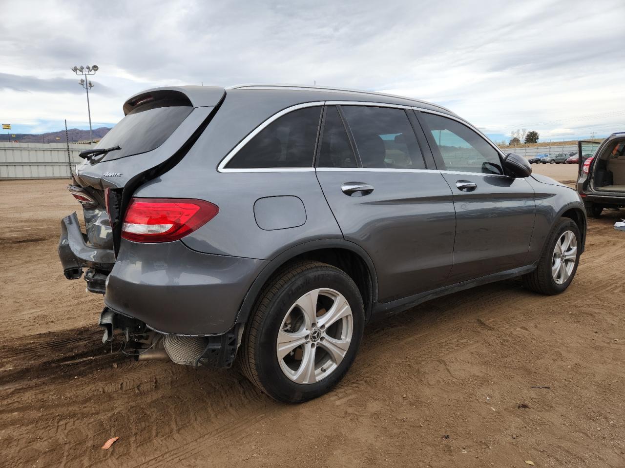 Mercedes-Benz GLC 300 4matic Image 2