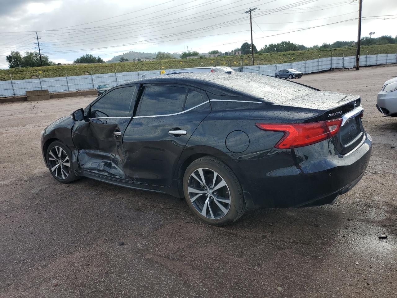 Nissan Maxima 3.5s Image 3