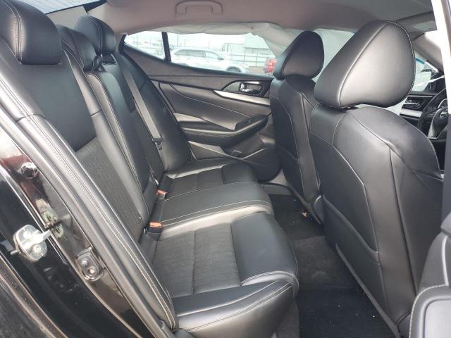 Nissan Maxima 3.5s Image 12