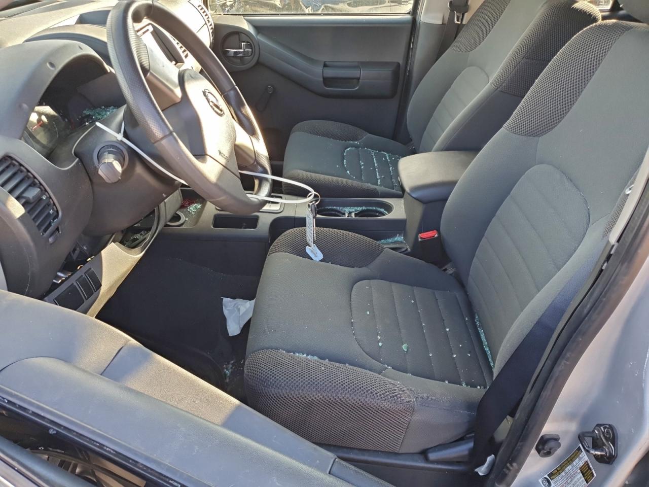 Nissan Xterra Off Road Image 7