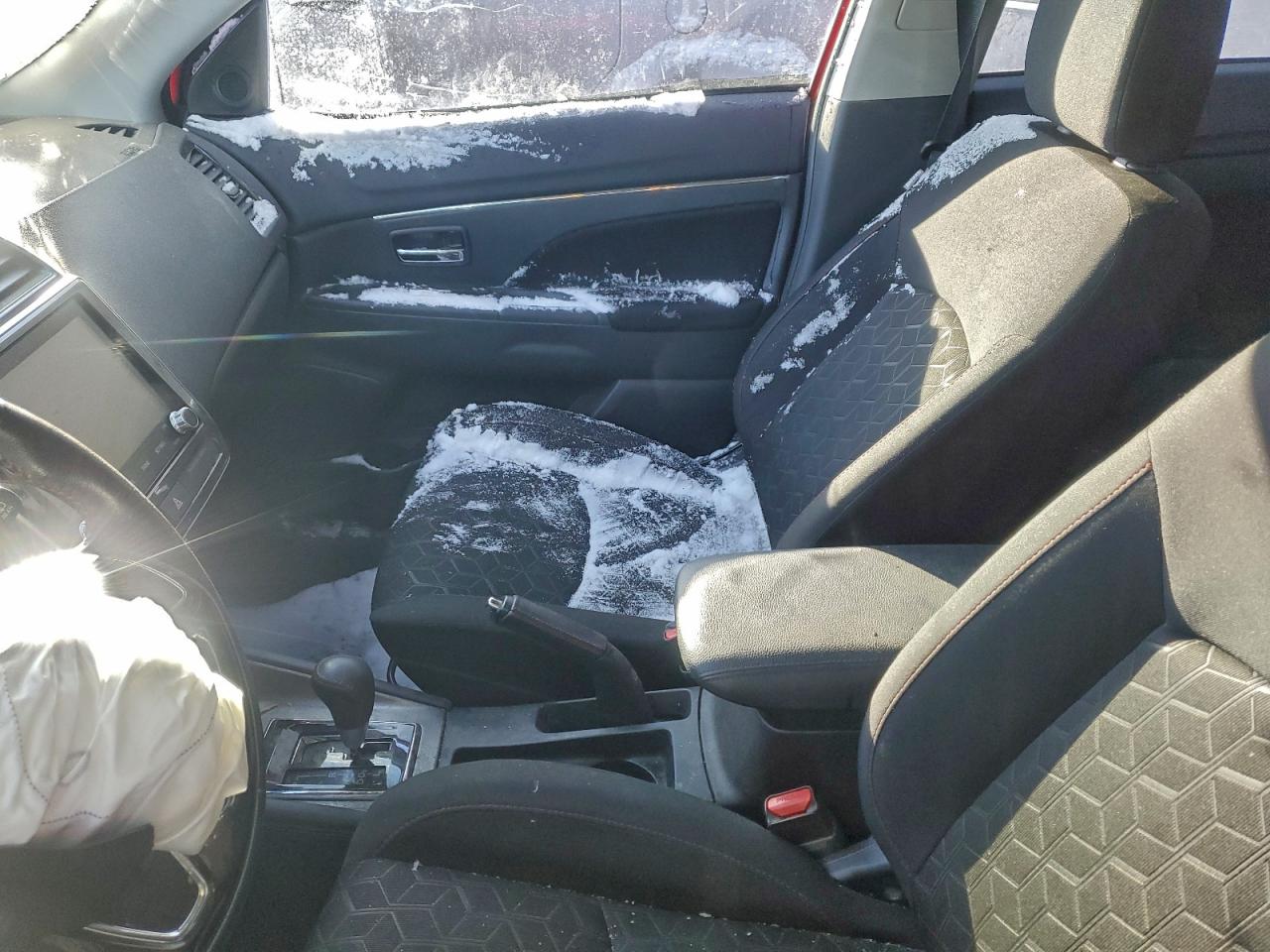 Mitsubishi Outlander Es Image 11