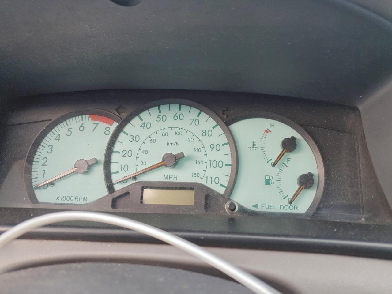 Toyota Corolla Ce Image 6