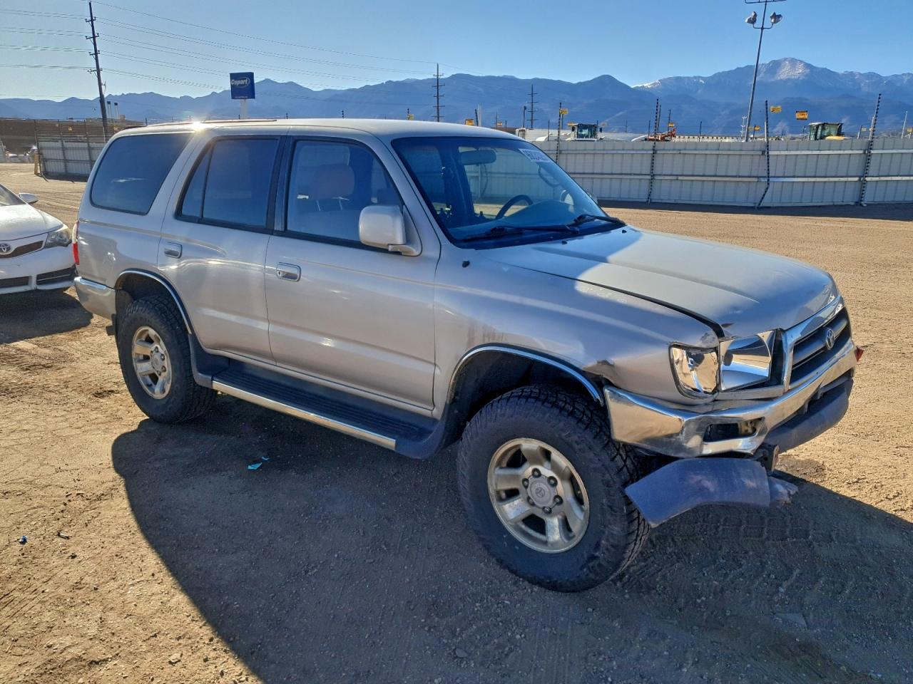 Toyota 4Runner Sr5 Image 4