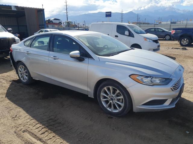 Ford Fusion Se Image 7