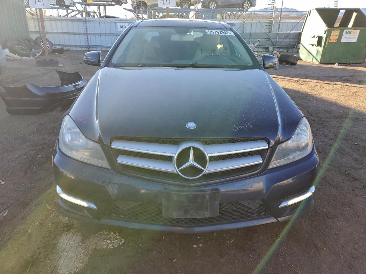 Mercedes-Benz C-Class 250 Image 11