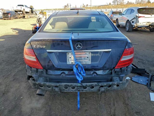 Mercedes-Benz C-Class 250 Image 9