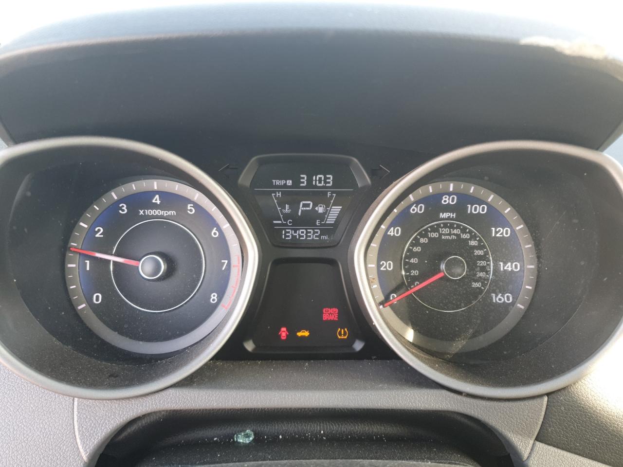 Hyundai ELANTRA Se Image 10