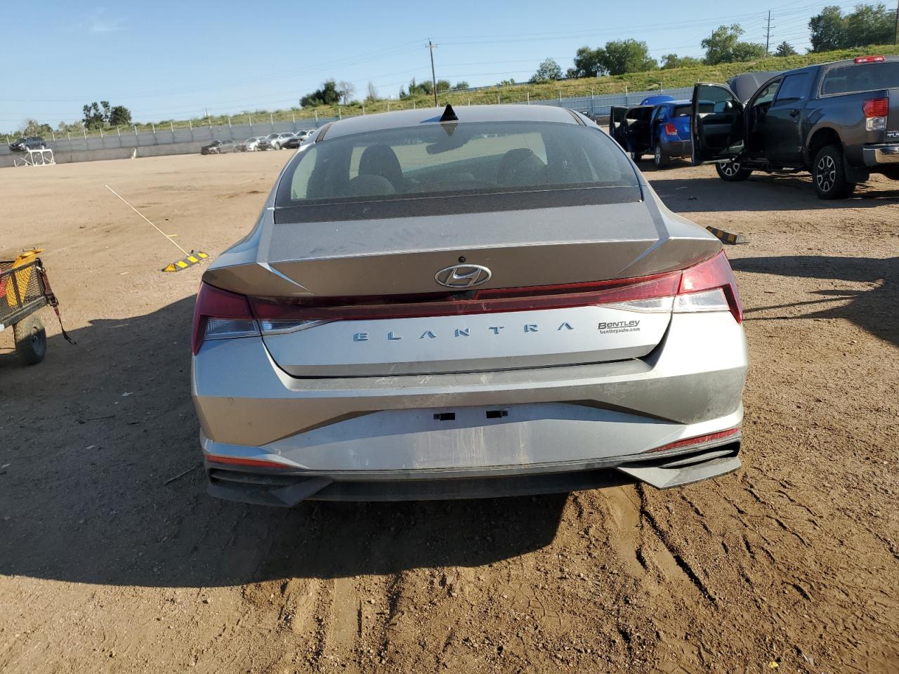 Hyundai ELANTRA Se Image 4