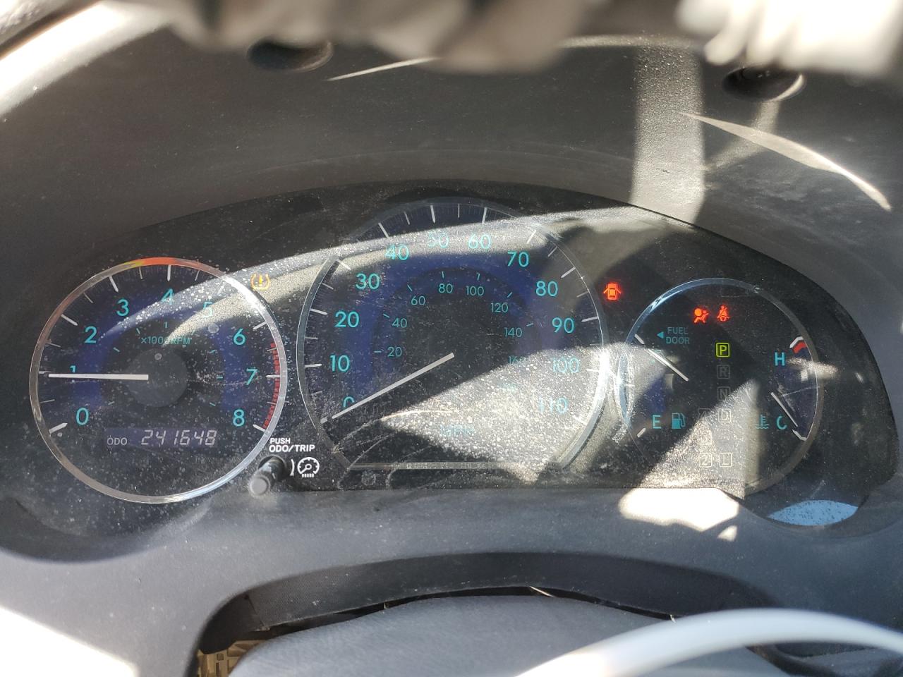 Toyota Sienna Ce Image 10