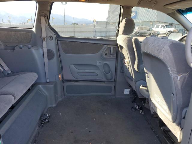 Toyota Sienna Ce Image 7