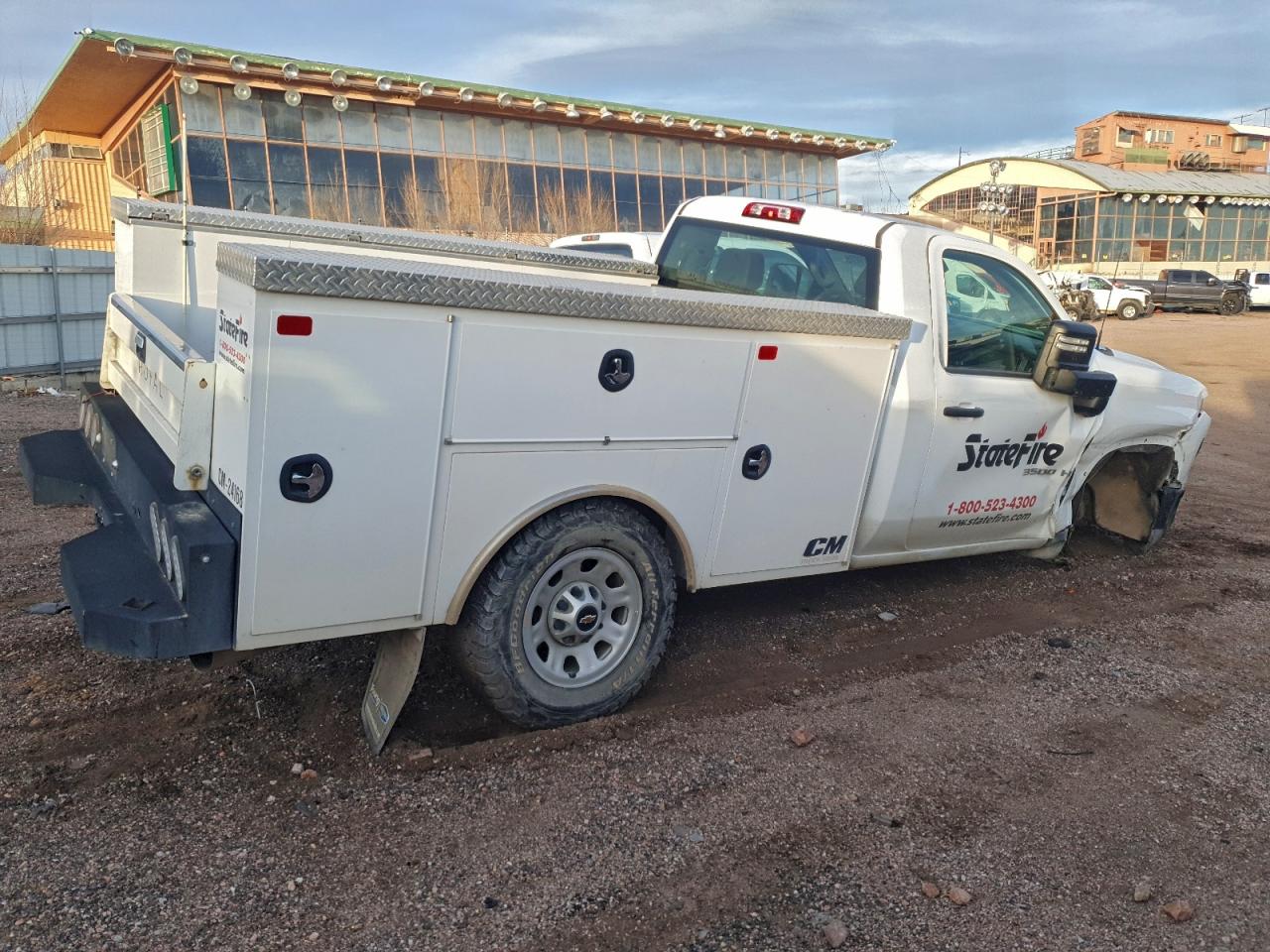 Chevrolet Silverado K3500 Image 12