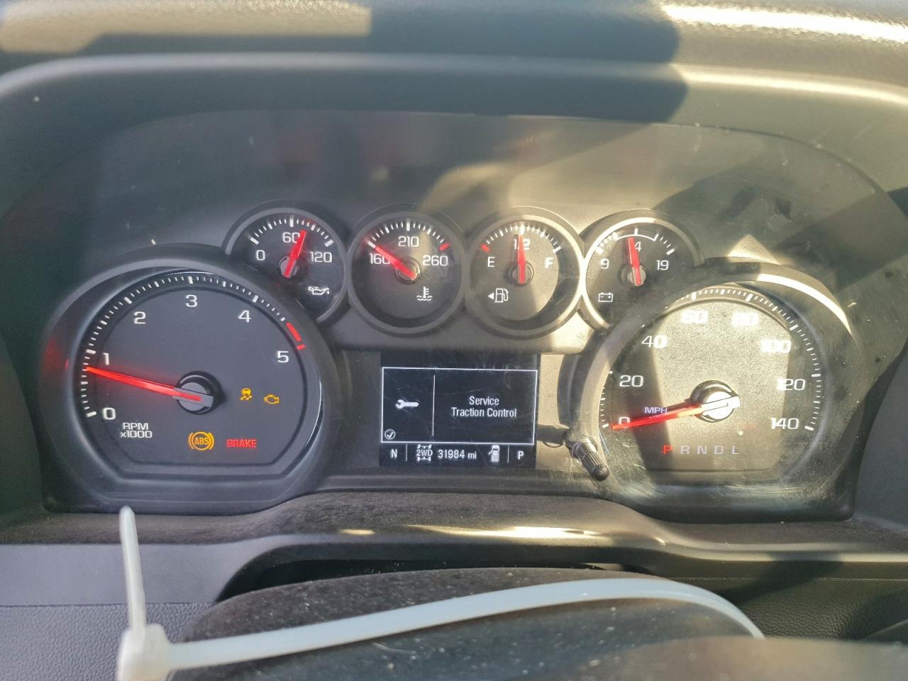 Chevrolet Silverado K3500 Image 6