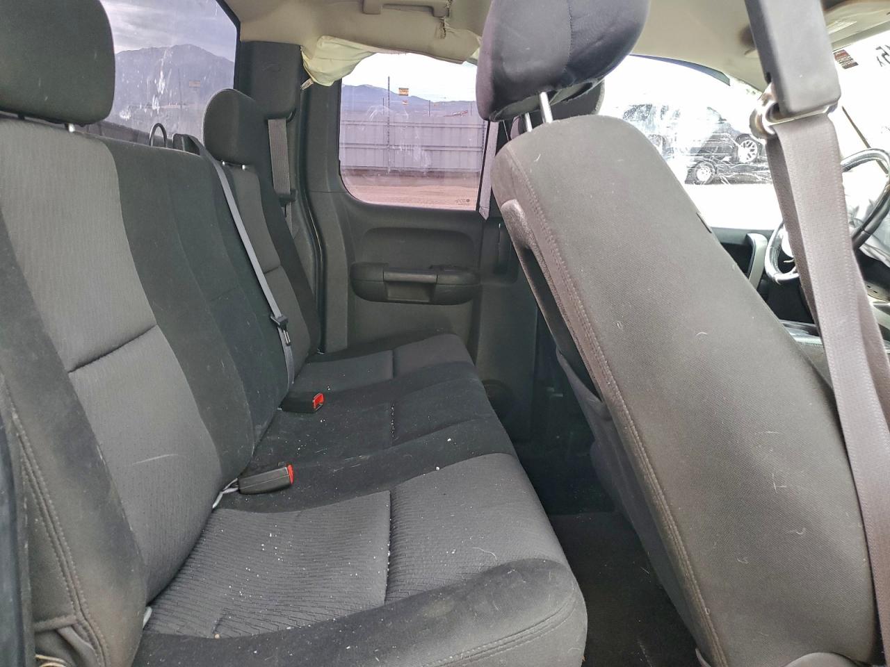 Chevrolet Silverado C1500 Ls Image 6