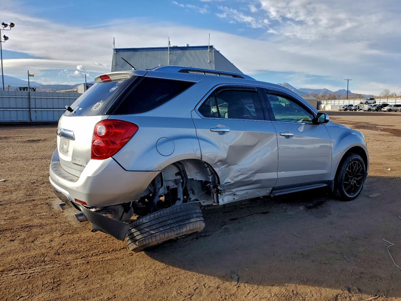 Chevrolet Equinox Ltz Image 2