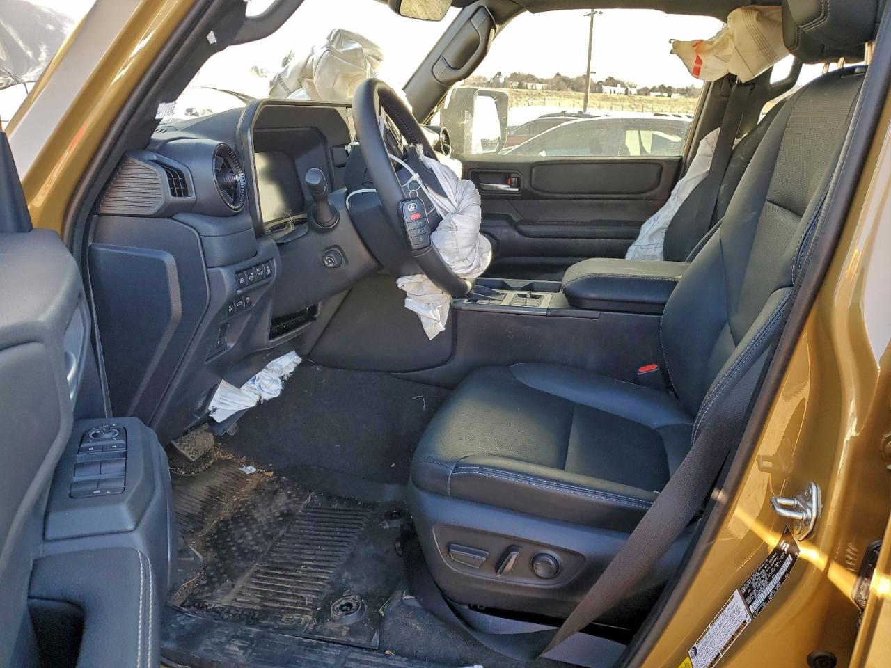 Toyota Land Cruis Base Image 10