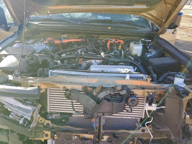 Toyota Land Cruis Base Image 11