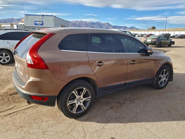 Volvo XC60 T6 Image 12