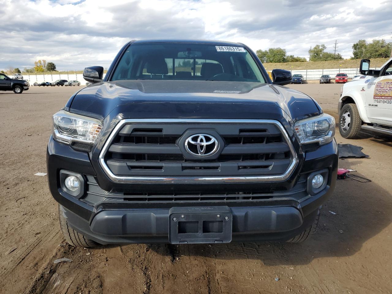 Toyota Tacoma Double Cab Image 5