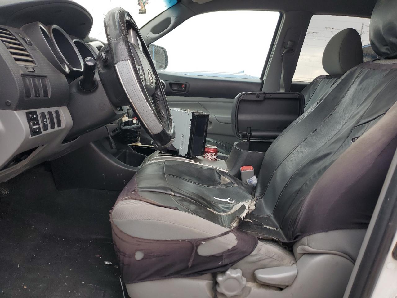 Toyota Tacoma Double Cab Prerunner Image 11