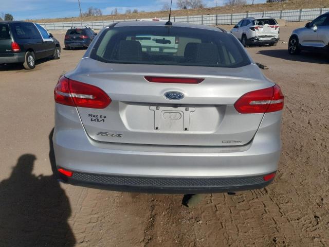 Ford Focus S Image 5