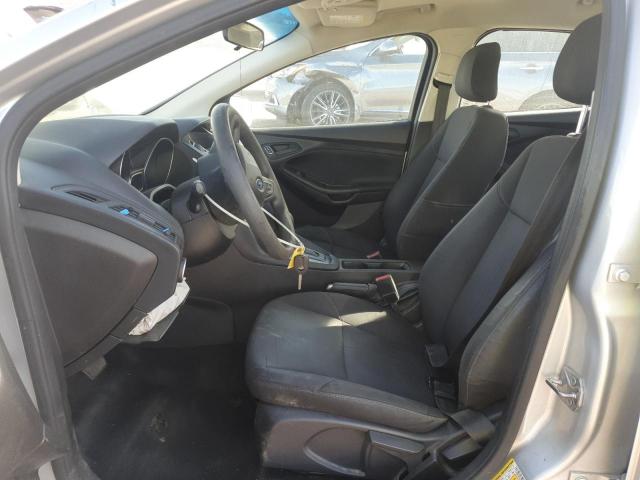 Ford Focus S Image 8