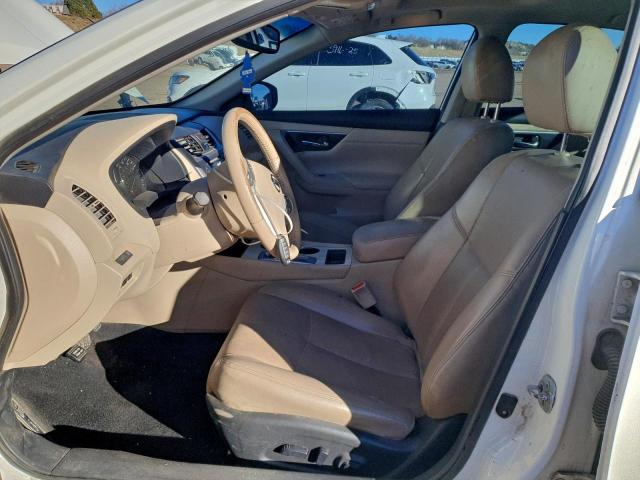 Nissan Altima 2.5 Image 8