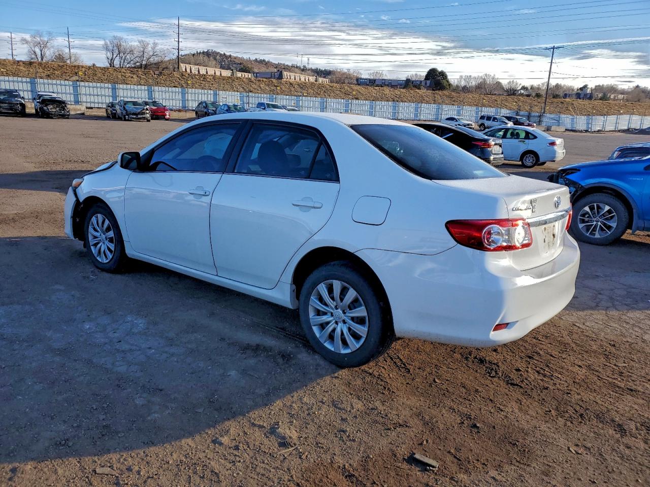 Toyota Corolla Base Image 5