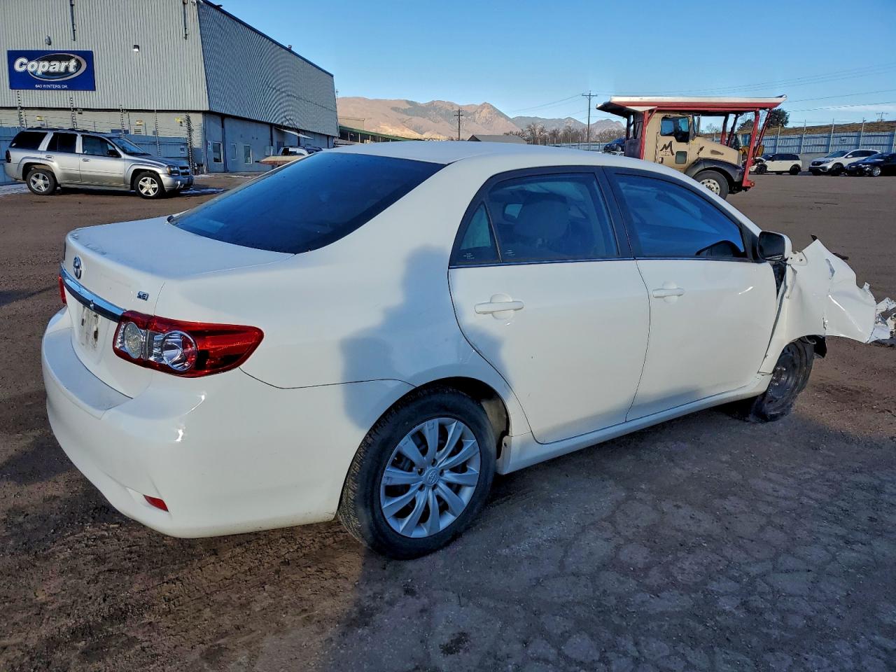 Toyota Corolla Base Image 2