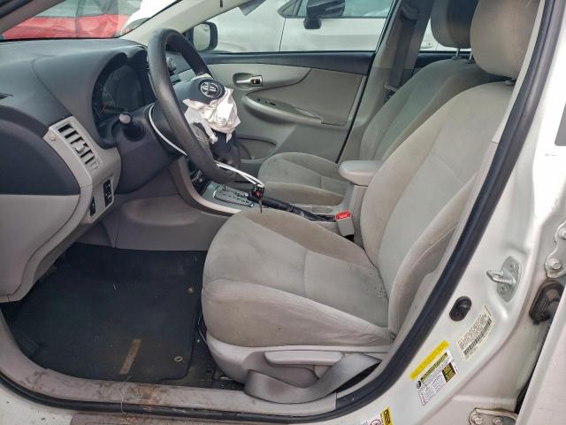 Toyota Corolla Base Image 6