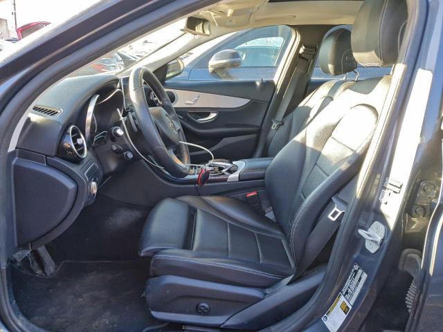 Mercedes-Benz C-Class 300 Image 9