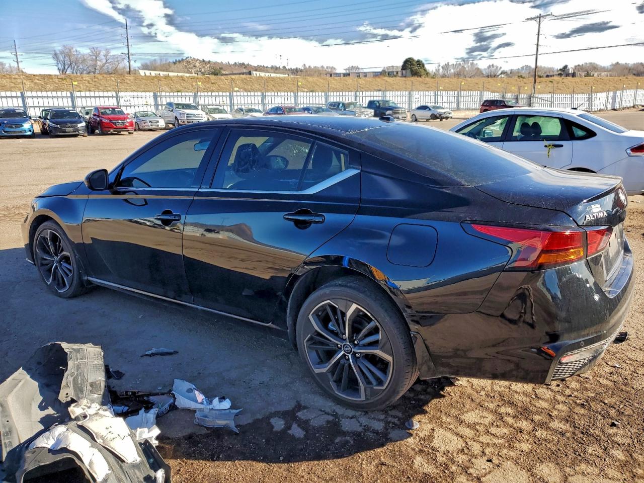 Nissan Altima Sr Image 2