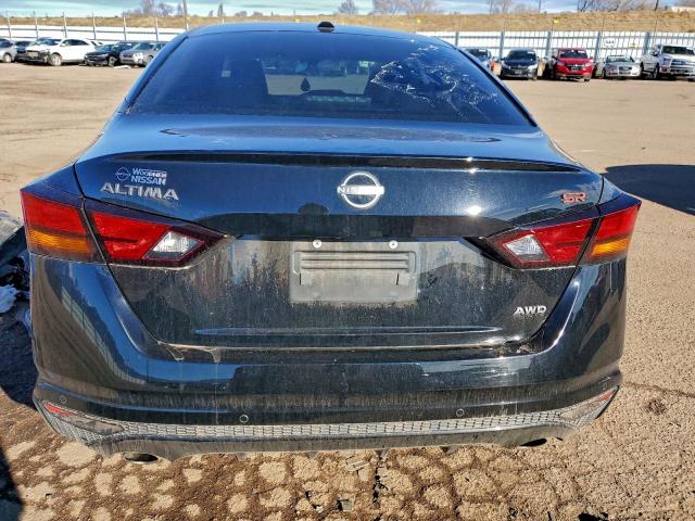 Nissan Altima Sr Image 4