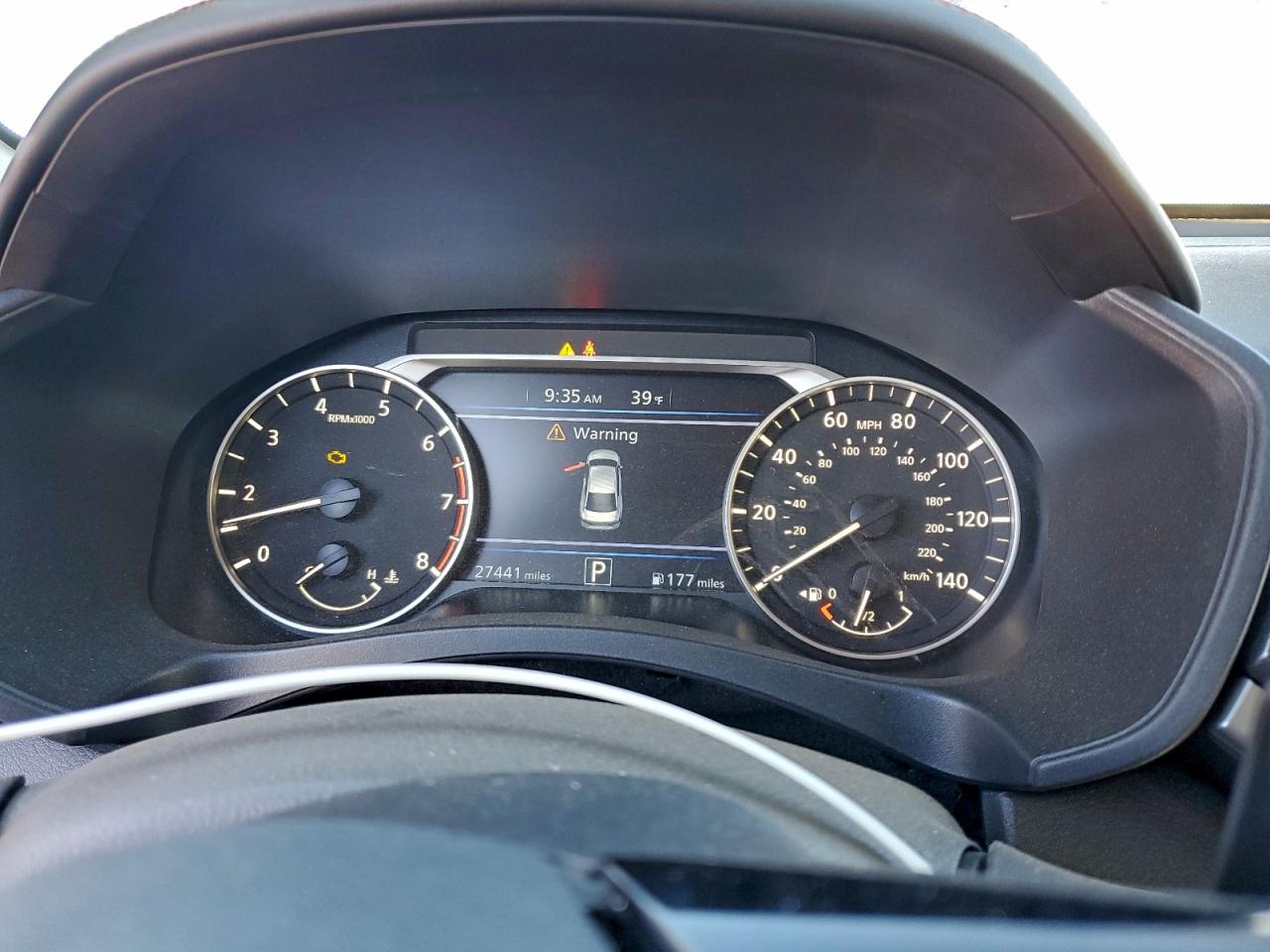 Nissan Altima Sr Image 12