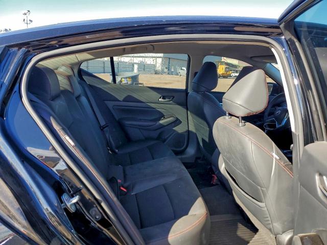 Nissan Altima Sr Image 13