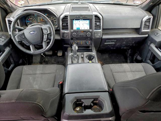 Ford F-150 Supercrew Image 8