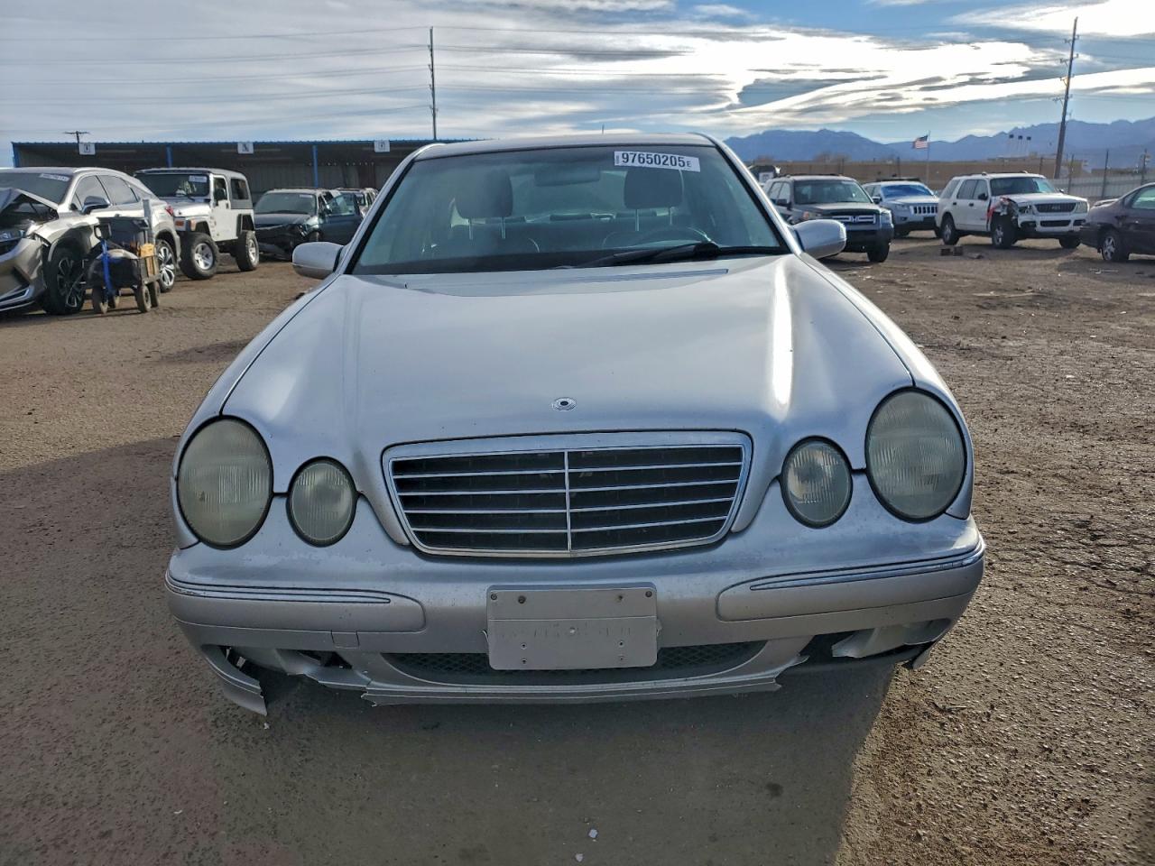 Mercedes-Benz E-Class 430 Image 3