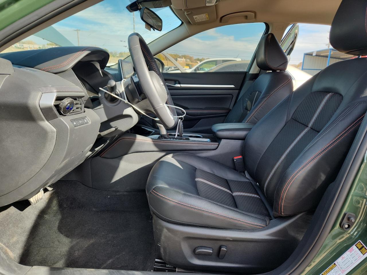 Nissan Altima Sr Image 13