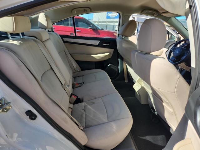 Subaru Legacy 2.5i Premium Image 10