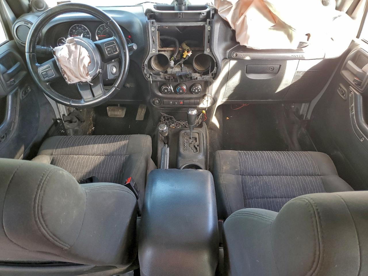 Jeep Wrangler Sport Image 2