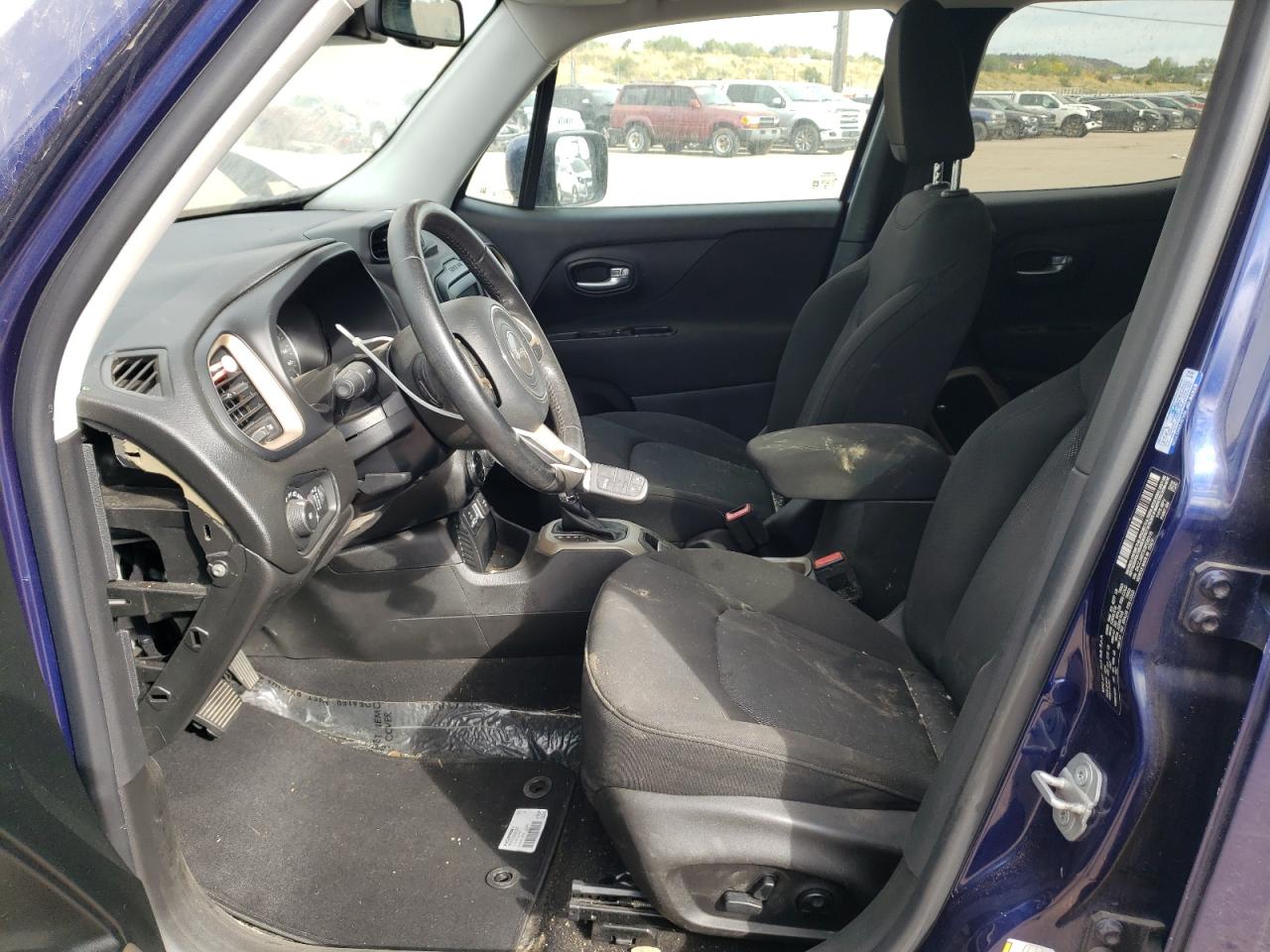 Jeep Renegade Latitude Image 6