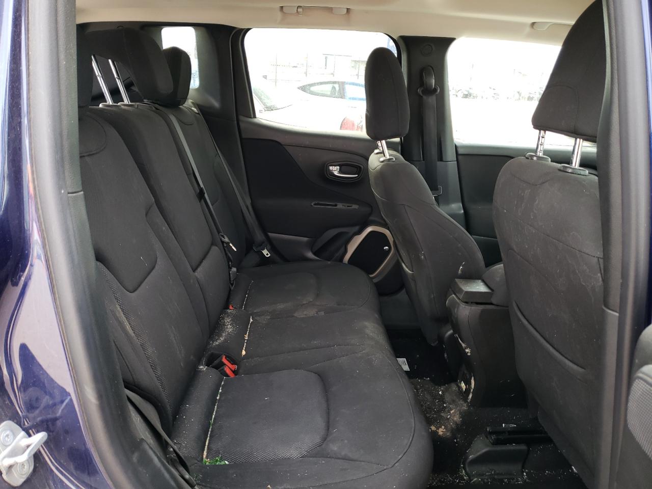 Jeep Renegade Latitude Image 12