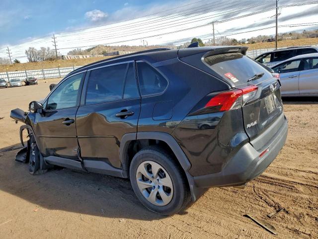 Toyota RAV4 Le Image 7