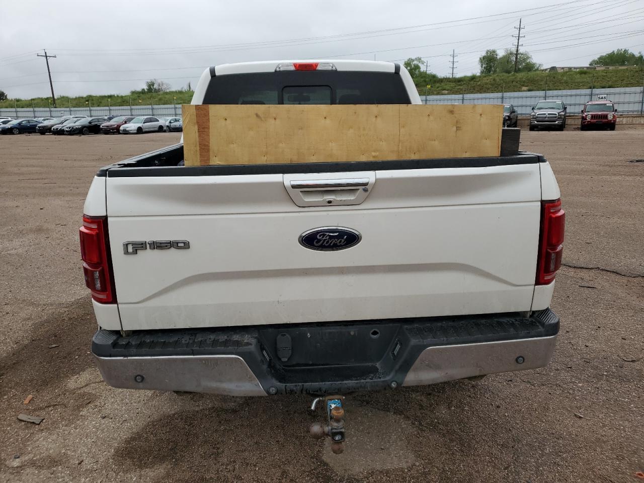 Ford F-150 Supercrew Image 6