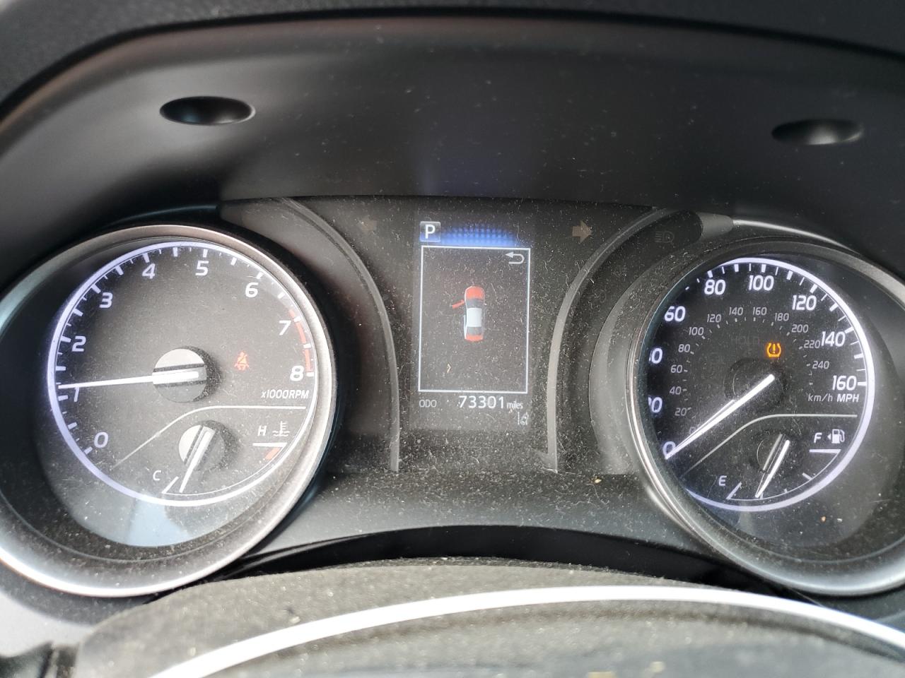 Toyota Camry Se Image 11