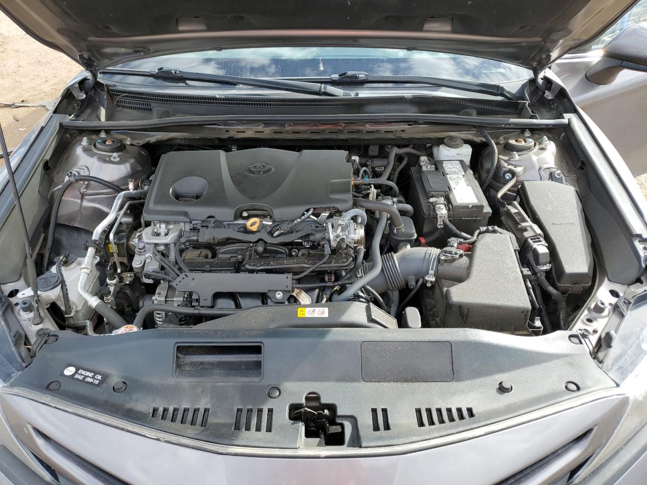 Toyota Camry Se Image 10