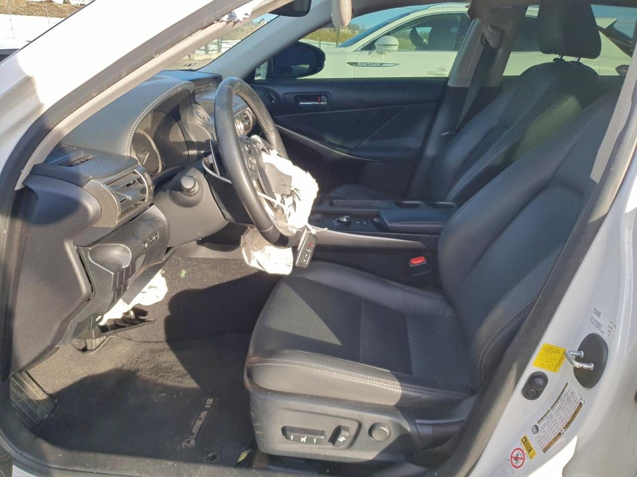 Lexus Is 250 Image 12