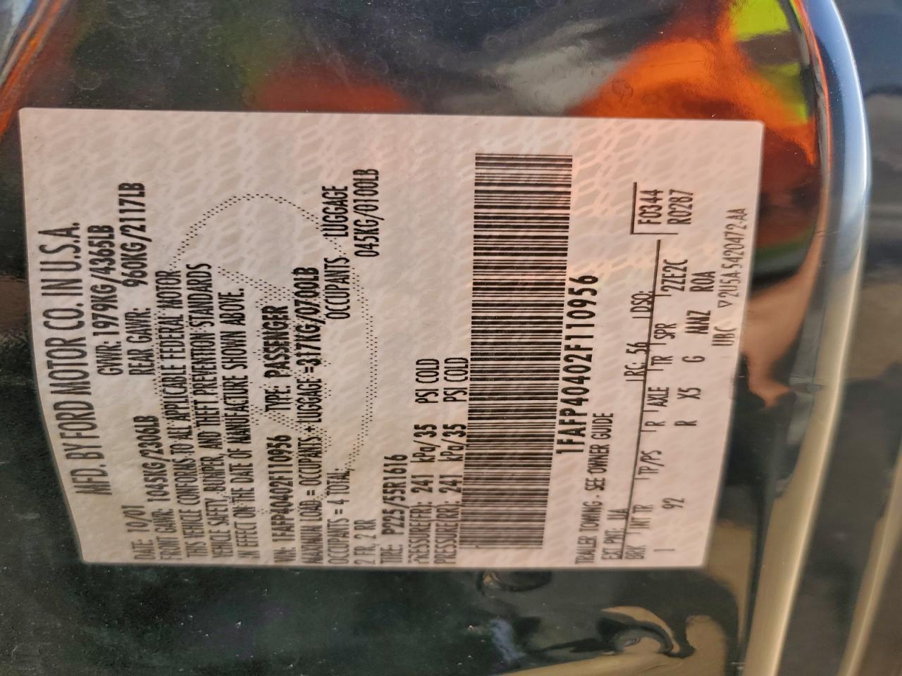 Ford Mustang Image 6